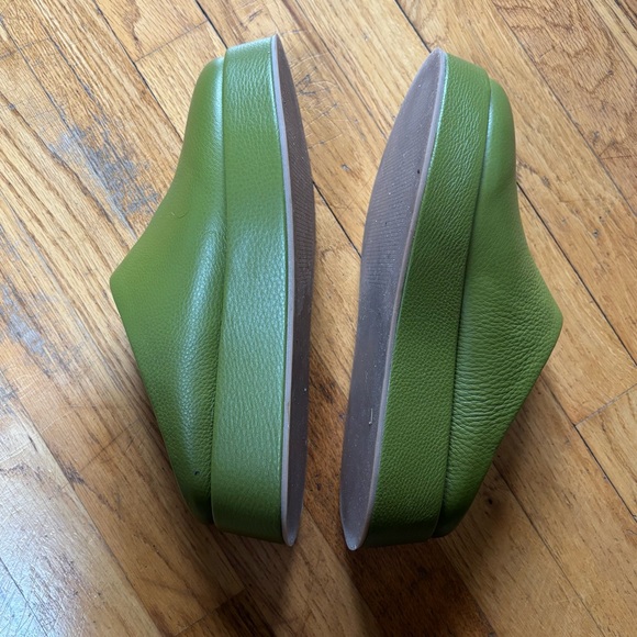 Intentionally blank risen platform mule in olive green size 9 - worn 2x - Picture 6 of 8